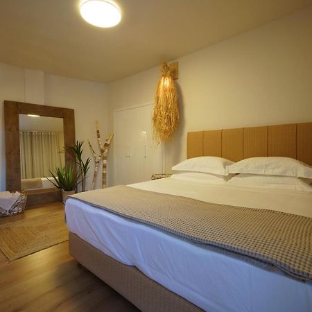 Graffitisuites#Cactus Thessaloniki Exterior photo